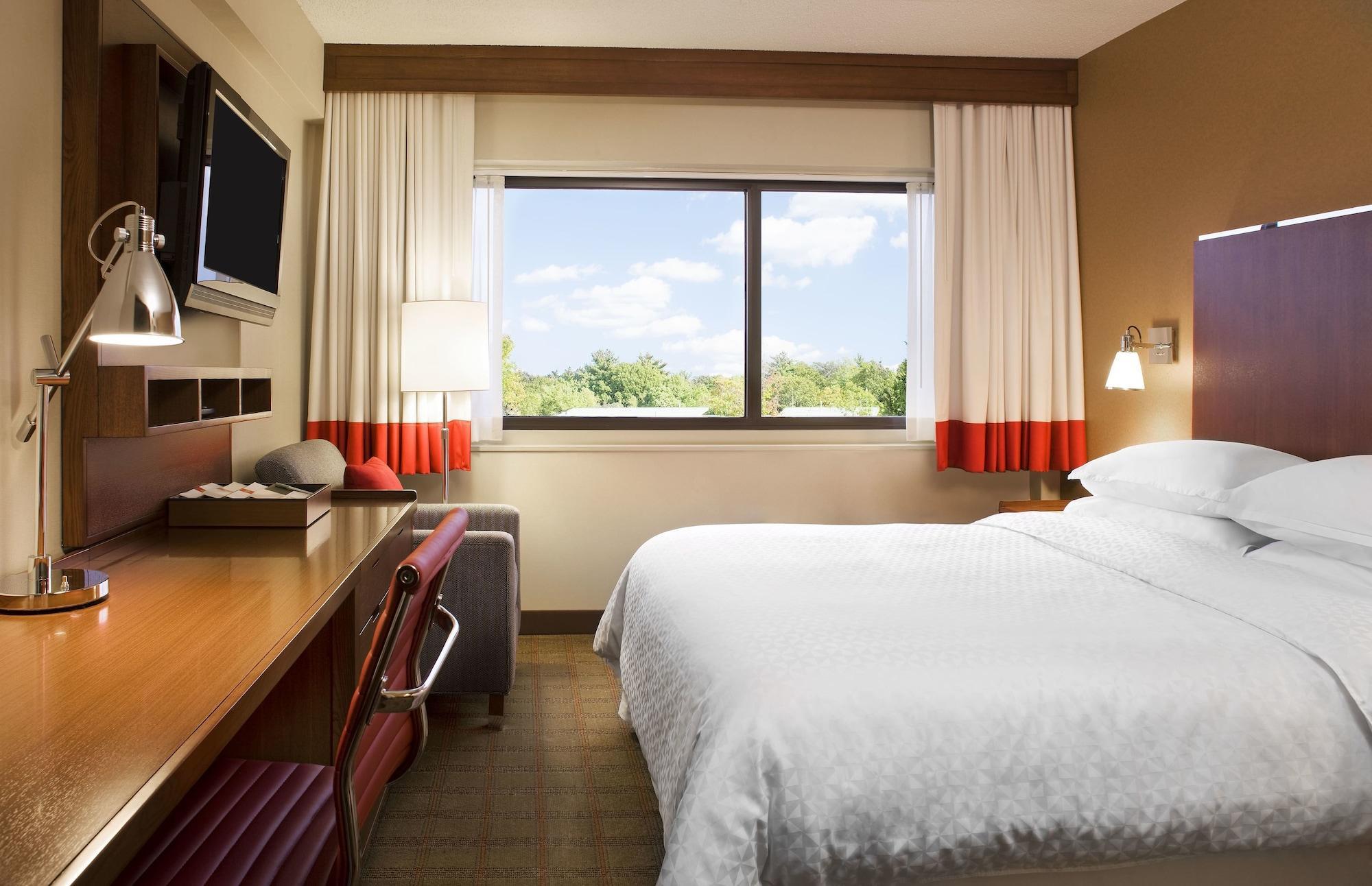 The Crossroads Hotel - Νιούμπεργκ Εξωτερικό φωτογραφία